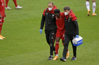 alphonso davies injury 1603557075 49844