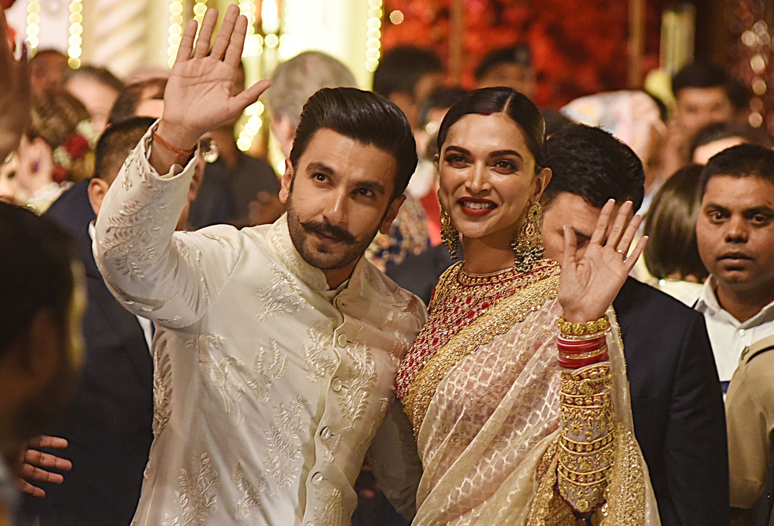 indian bollywood actors ranveer singh and deepika padukone news photo 1571077087