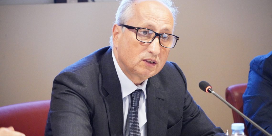 برادة يطلق عملية من الطفل إلى الطفل بتارودانت للحد من الهدر المدرسي ويتفقد مشاريع تربوية بالإقليم 1 68ef5c945420e