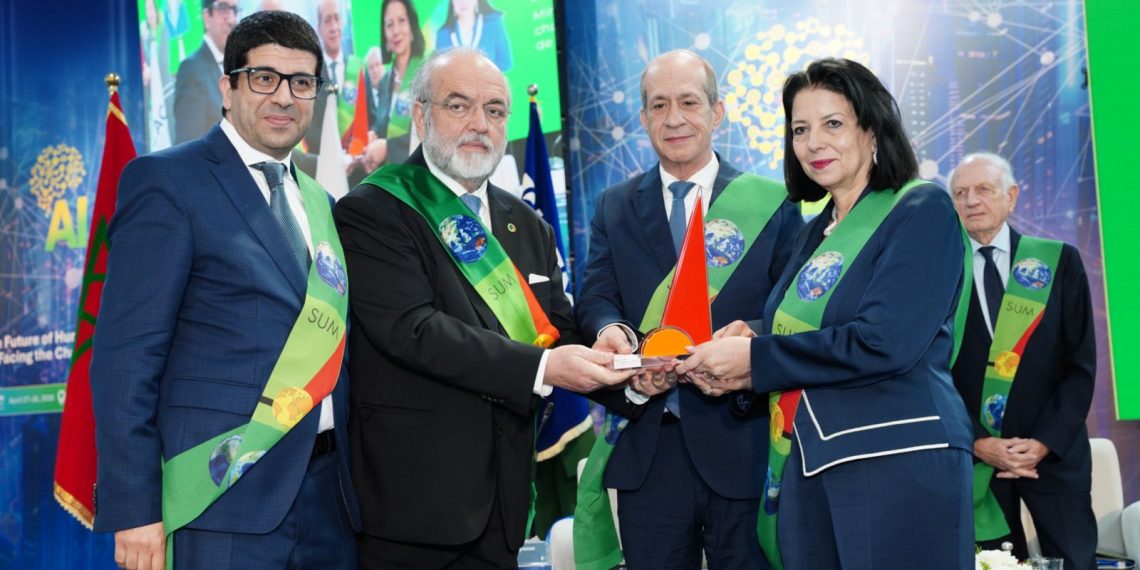 أمل الفلاح السغروشني تتوج بجائزة البحر الأبيض المتوسط تقديرا لجهودها في التحول الرقمي بالمغرب 1 69efb2aa97d25