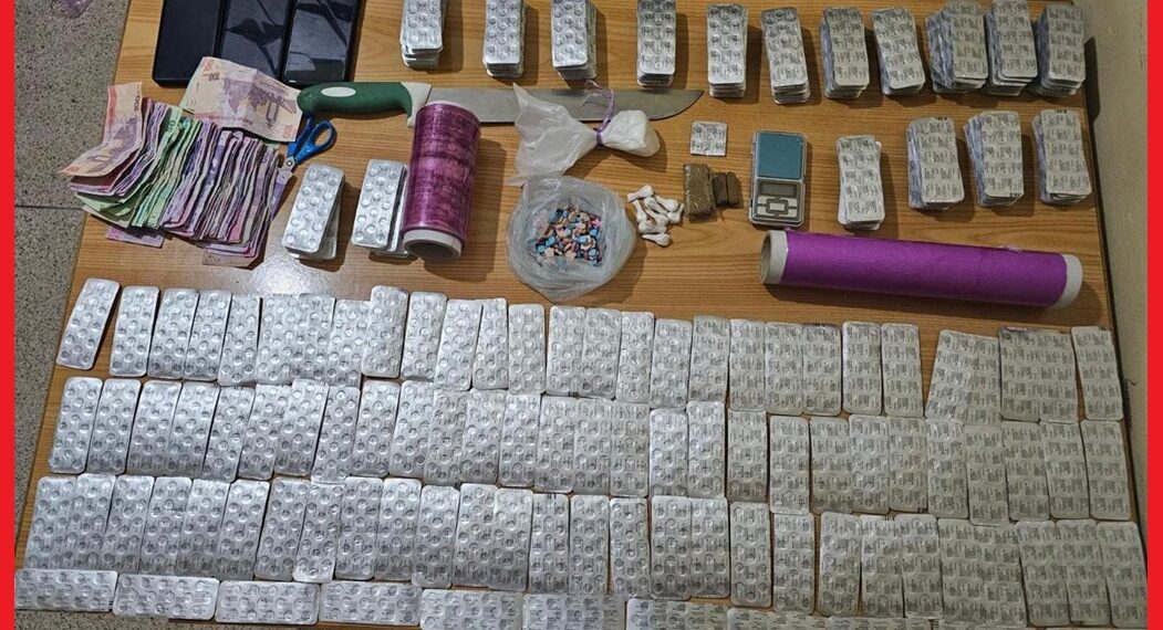 سلا.. توقيف ثلاثة أشخاص لتورطهم في حيازة وترويج المخدرات والمؤثرات العقلية 1 70e2b0ee 6250 452e 8a3e 432b11c4c147