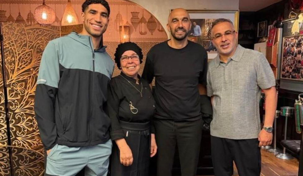 لقاء ودي في باريس يجمع حكيمي والركراكي بعيداً عن الملاعب 1 Capture decran 2026 05 09 171419