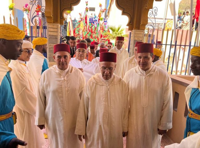 تارودانت تحتفي بموسم تامسولت.. وزير الأوقاف يشرف على اختتام دورة روحانية مميزة 1 WhatsApp Image 2026 05 03 at 20.46.46 768x576 1