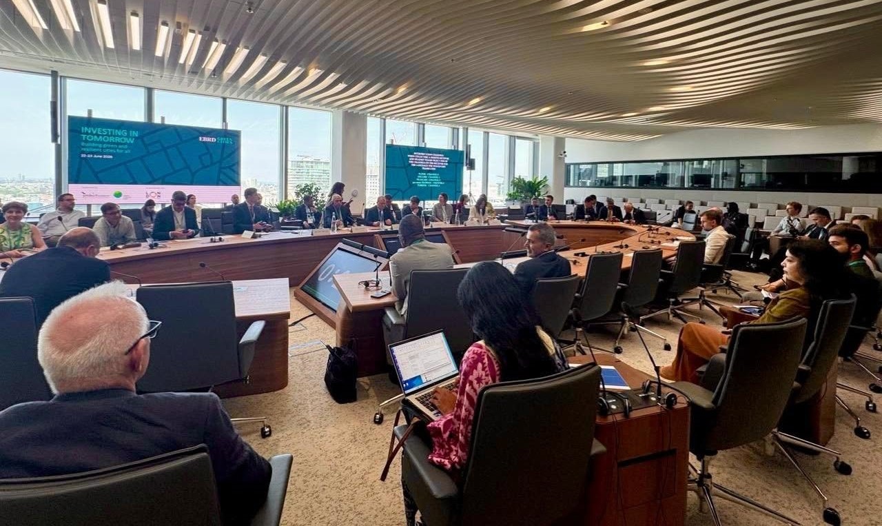 لندن.. معزوز يستعرض التجربة المغربية في مجال الأمن المائي 3 727519298 1326276456353567 7066996812732414377 n
