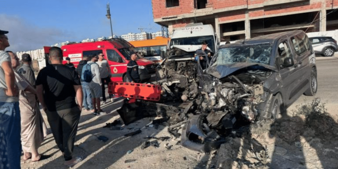 طنجة.. اصطدام بين سيارة لنقل العمال وأخرى خفيفة يخلف عشرة جرحى قرب المطار 1 Capture decran 2026 06 03 144755