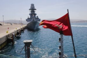 البحرية الملكية وحلف الناتو يعززان التنسيق العملياتي بتمرين مشترك قبالة السواحل الشمالية للمغرب 7 IMG 20260605 WA0059