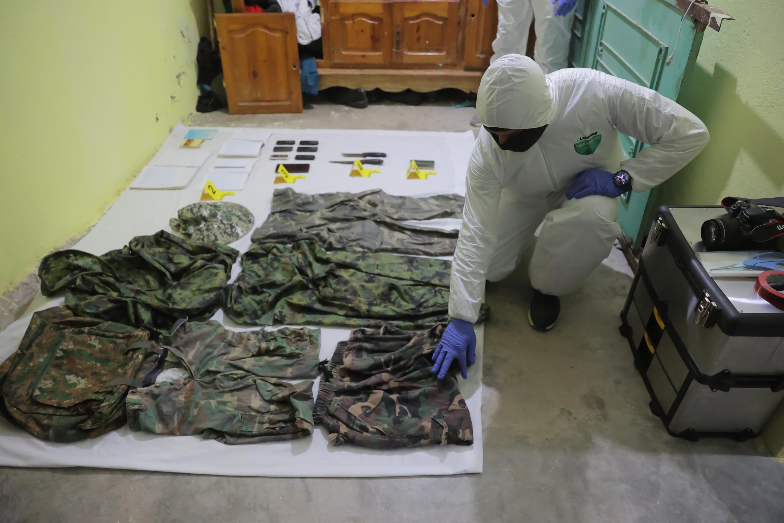 بناء على معلومات استخباراتية.. إحباط مخططات إرهابية بالغة الخطورة وفي مراحل متقدمة من التحضير والإعداد 4 4d23aa98 1328 4e13 b614 7daf28a85536 scaled