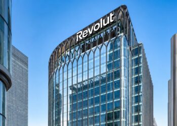 REVOLUT