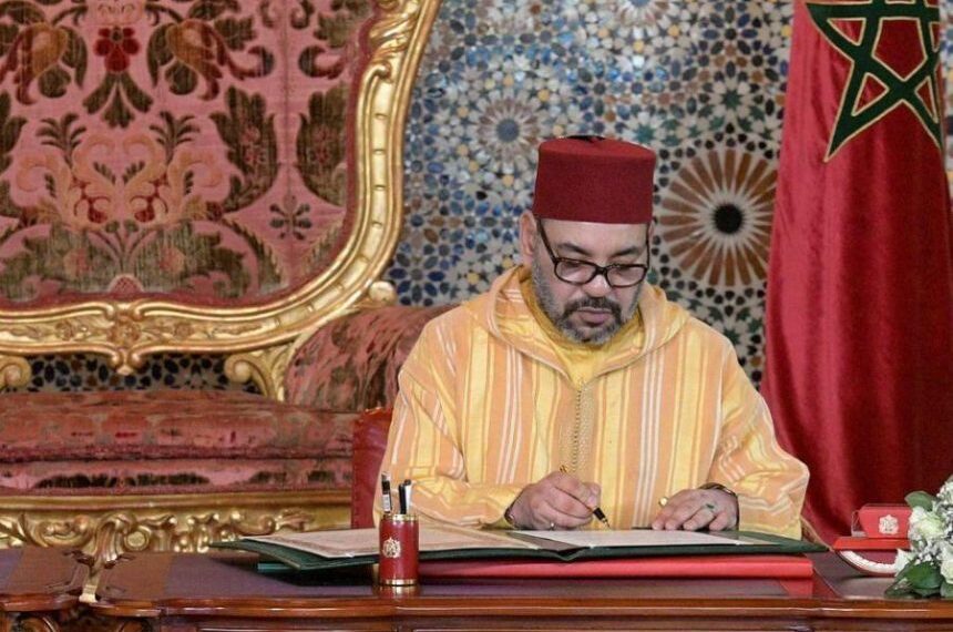 جلالة الملك يهنئ رئيسة جمهورية البيرو بمناسبة العيد الوطني لبلادها 1 الملك 6 6 860x573 1