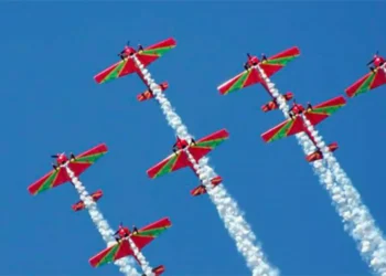 عيد العرش.. القوات المسلحة الملكية تنظم عروضا جوية وقفزات استعراضية بالمظلات 6 عيد العرشش scaled 1
