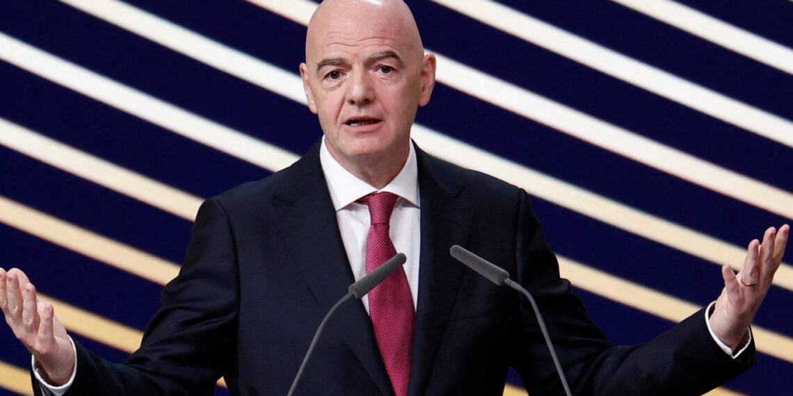 جياني إنفانتينو يعقد اجتماعا طارئا مع كبار مسؤولي “فيفا” بالرباط 1 1166973 937772757