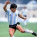 تفاصيل مأساوية عن "الأيام الأخيرة" في حياة مارادونا 7 163 174011 comic new book caricatures maradona life 700x400