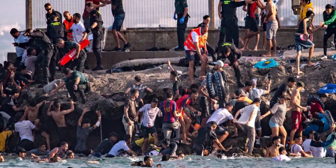 العبور الجماعي نحو سبتة المحتلة.. ارتفاع عدد الجثامين التي استقبلتها مصلحة الطب الشرعي بمدينة تطوان 1 FB IMG 1785511223384