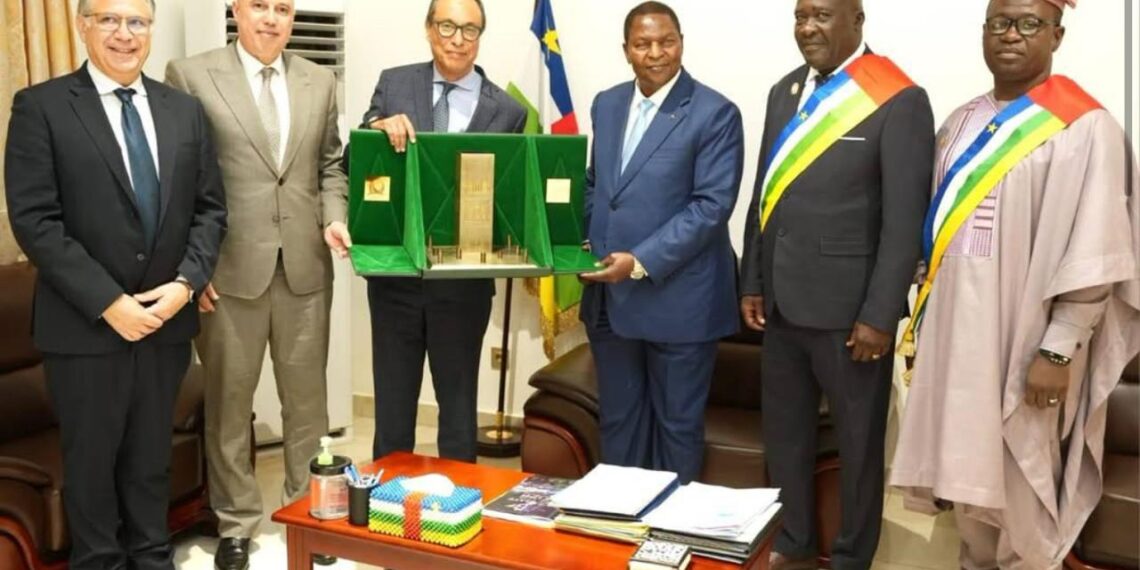 رئيس جمهورية إفريقيا الوسطى يستقبل عبد القادر أعمارة 1 Ouverture de la 2e session ordinaire du CESE centrafricain Aout2026 4