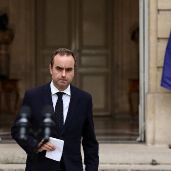 الرئيسية 33 Sebastien Lecornu