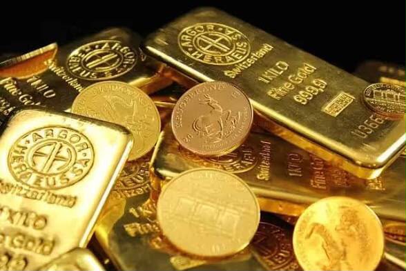الذهب يحلق..والأسواق تترقب القرار الأمريكي الحاسم 1 gold