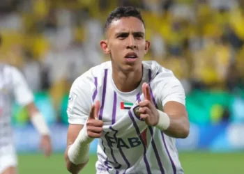 سفيان رحيمي.. يتوج بجائزة أفضل لاعب في الدوري الإماراتي 6 image b4a9l
