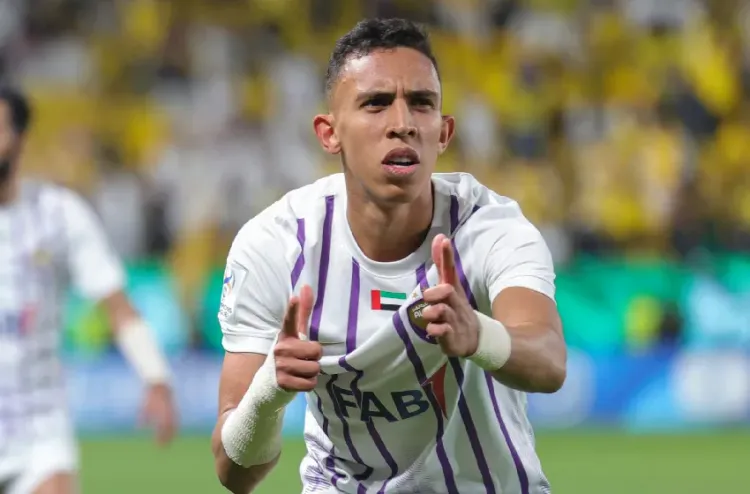 سفيان رحيمي.. يتوج بجائزة أفضل لاعب في الدوري الإماراتي 1 image b4a9l