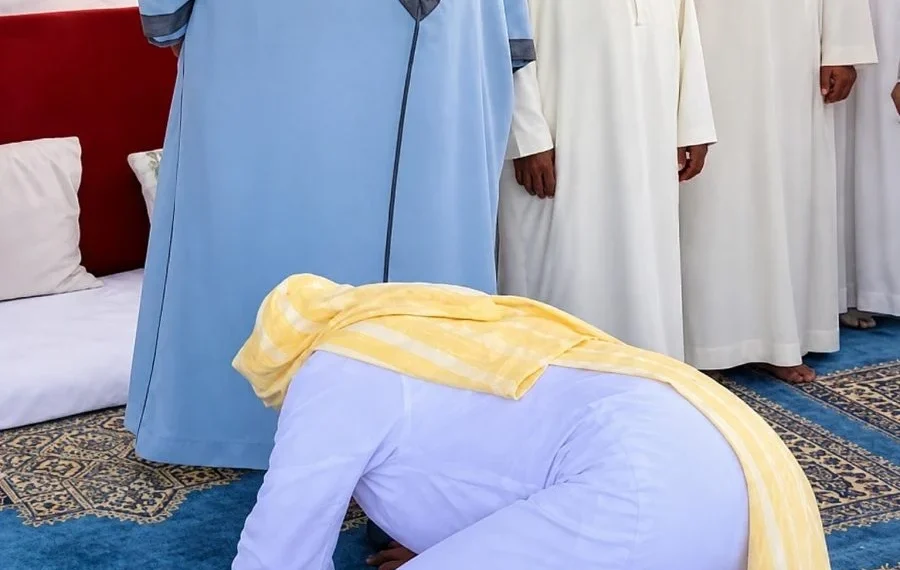 الزاوية العجيبية تستنكر تقبيل القدم وتوضح حقيقة موسم سيدي أحمد ابن عجيبة 1 photo 900x600 1