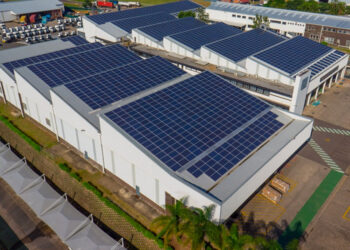دراسة ترصد تحول المصانع المغربية نحو الاستقلال الطاقي 3 solar factories