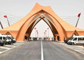استثمارات بـ4.5 مليارات دولار.. العيون تستقطب مشروعا أمريكيا ضخما للطاقة الخضراء 4 لعيون 1 780x470 1