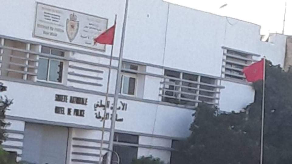 الشغب الرياضي وحيازة أسلحة بيضاء.. تفاصيل توقيف خمسة أشخاص بالدار البيضاء 1 1698941802