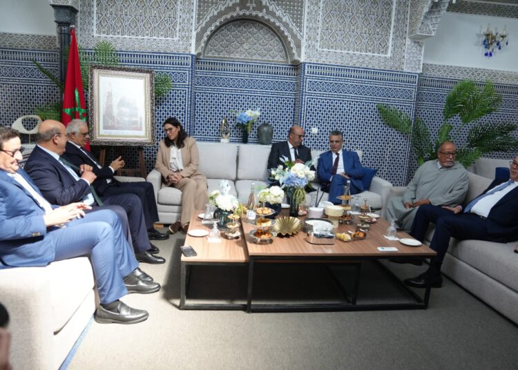 المنصوري تواصل المشاورات بلقاء حزب الاستقلال 12 IMG 20260930 WA0020