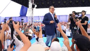 الأحرار يشعلون سباق الانتخابات بتعبئة جماهيرية كبيرة 4 WhatsApp Image 2026 09 05 at 11.37.59
