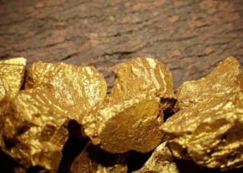 مؤشرات ذهب وفضة ونحاس ترفع سقف التوقعات بالمملكة.. 4 ذهب