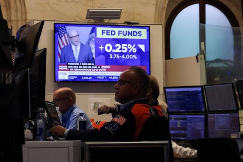 الرئيسية 30 change dollar federal