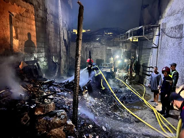 حريق مهول بجوطية حافة مولاي إدريس بفاس يخلف خسائر مادية كبيرة 1 images 2