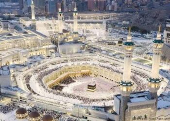 الملك سلمان يندد بمحاولة استهداف مكة ويتهم الحوثيين بانتهاك حرمة المقدسات 2 images 22 1