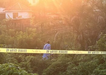 جرائم قتل نساء تهز جنوب إفريقيا وتفضي إلى توقيف أربعة مشتبه بهم 2 police crime afrique du sud