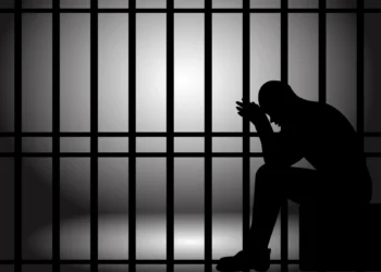 محاكمة الطبيب المتهم بقتل طفلته.. التحقيقات تكشف تعاطي الأقراص المخدرة 4 1542555920 jpg