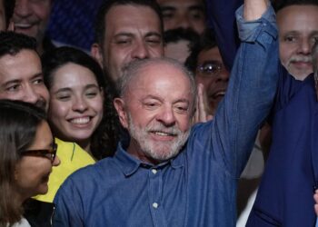 لولا يقلب نتائج الانتخابات في البرازيل ويهزم بولسونارو لولاية رئاسية رابعة 5 25int brazil election vhgm mobileMasterAt3x