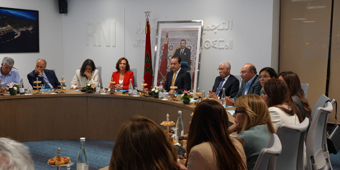 المكتب السياسي للأحرار يفوض المجلس الوطني لحسم المشاركة في الحكومة 1 DSC09049.JPG