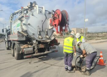 الشركة الجهوية متعددة الخدمات تطلق حملة لتنظيف شبكة التطهير السائل بالهراويين الشمالية 4 WhatsApp Image 2026 10 23 at 14.48.24