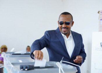 آبي أحمد يعود لقيادة الحكومة الإثيوبية لولاية جديدة 4 reuters 6a383f01 1782071041