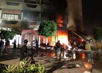 اندلاع حريق بالمركب التجاري القدس بمدينة تزنيت 1 tiznit incendie centre 2